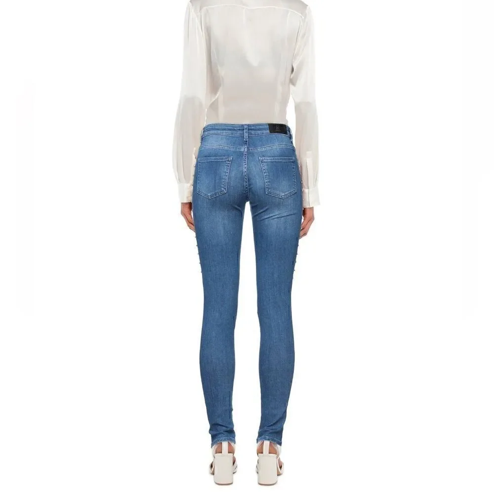 Relish fashionable jeans